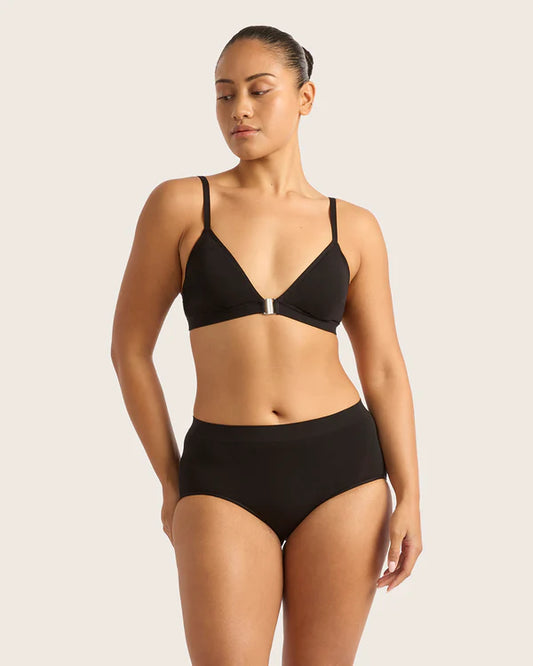 Boody Full Low Leg Briefs in Black