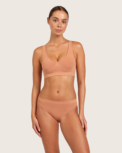 Classic Bikini In Bamboo Seamfree Fabric in Dune