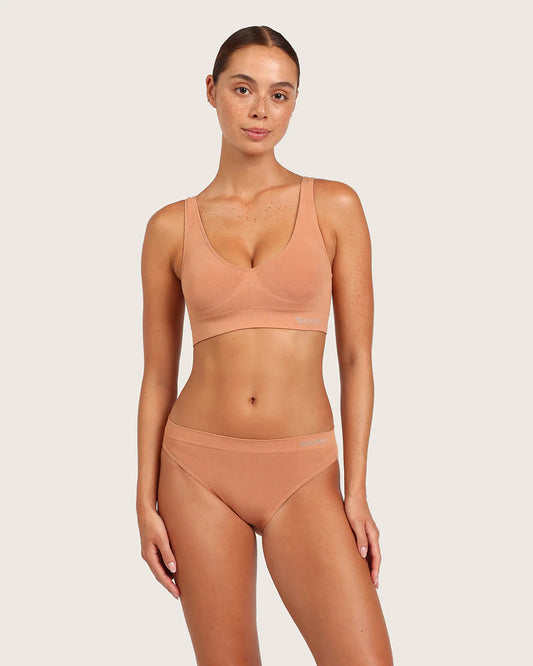 Classic Bikini In Bamboo Seamfree Fabric in Dune